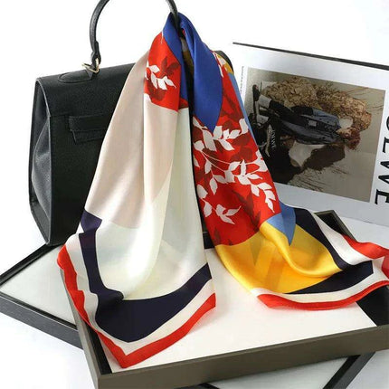 Chic Toddler Elegance: Luxurious 70x70cm Silk Scarf for Ages 6 Months to 4 Years - Très Elite