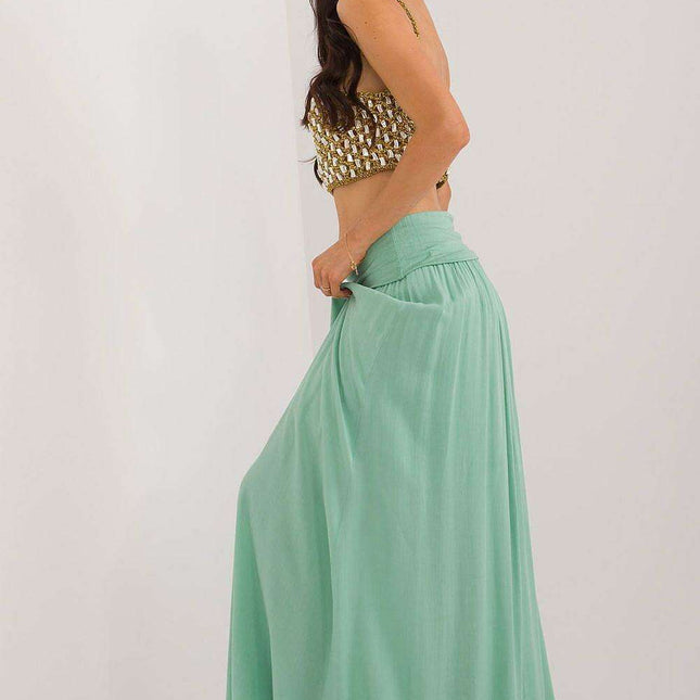 Chic Transformation: Multi-Way Long Skirt Och Bella for Effortless Fashion