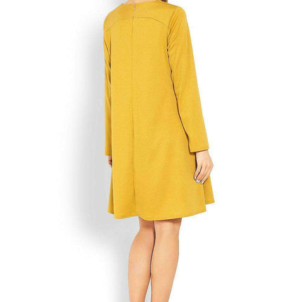 Chic Trapezoidal Daydress with Stylish Peekaboo Accents - Très Elite