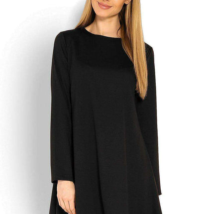 Chic Trapezoidal Daydress with Stylish Peekaboo Accents - Très Elite