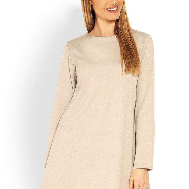 Chic Trapezoidal Daydress with Stylish Peekaboo Accents