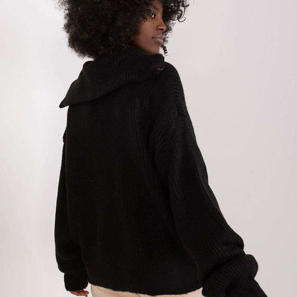 Chic Unbuttoned Turtleneck Sweater - Très Elite