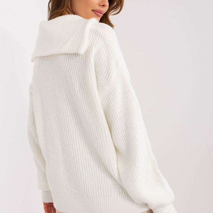 Chic Unbuttoned Turtleneck Sweater - Très Elite