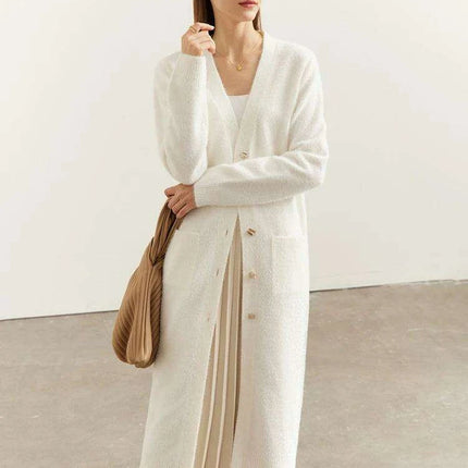 Chic V-Neck Button-Embellished Winter Cardigan for Women - Cozy Loose Fit Knit Top - Très Elite