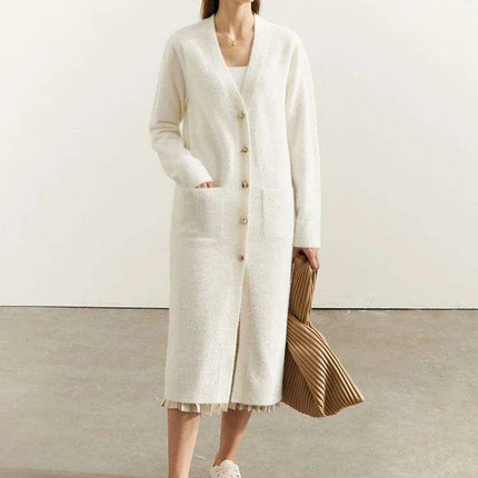 Chic V-Neck Button-Embellished Winter Cardigan for Women - Cozy Loose Fit Knit Top - Très Elite