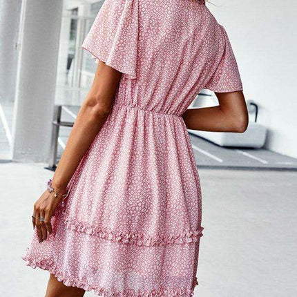 Chic V-Neck Dress: Your Go-To Essential for Spring and Summer Style - Très Elite