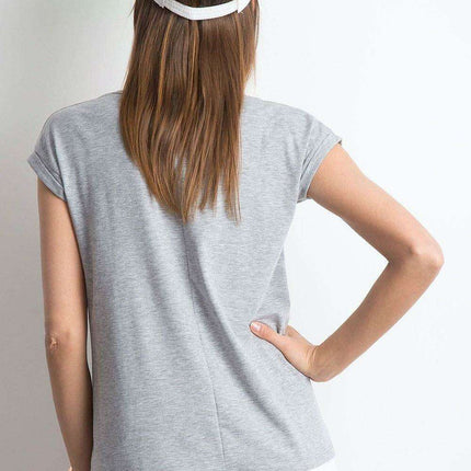 Chic V-Neck Essential Cotton Top for Women - Très Elite