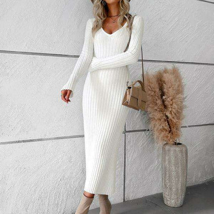 Chic V-Neck Knit Dress for Effortless Autumn-Winter Elegance - Très Elite