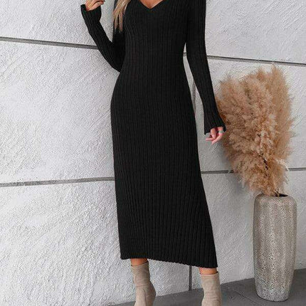 Chic V-Neck Knit Dress for Effortless Autumn-Winter Elegance
