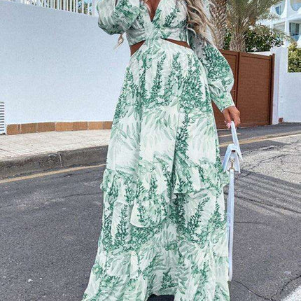 Chic V-Neck Long-Sleeve Dress with Festive Print - Très Elite