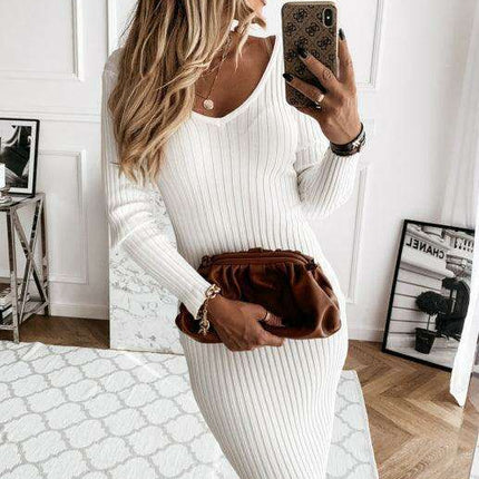 Chic V-Neck Long Sleeve Polyester Dress for Autumn and Winter - Très Elite