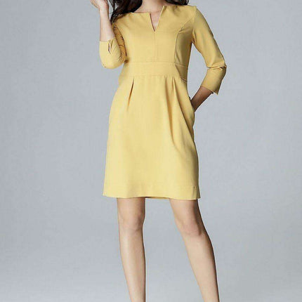 Chic V-Neck Midi Day Dress - Très Elite
