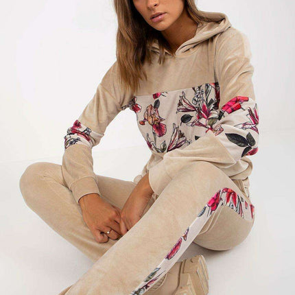 Chic Velour Floral Lounge Set Parisian Blooms Cozy Comfort - Très Elite