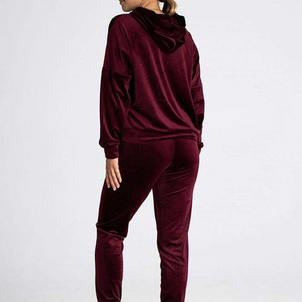 Chic Velour Hooded Sweatshirt with Practical Kangaroo Pocket - Très Elite