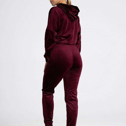 Chic Velour Hooded Sweatshirt with Practical Kangaroo Pocket - Très Elite