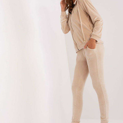 Chic Velour Lounge Set with Zippered Hoodie and Coordinating Trousers - Très Elite
