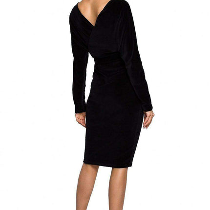 Chic Velour Midi Dress - Très Elite