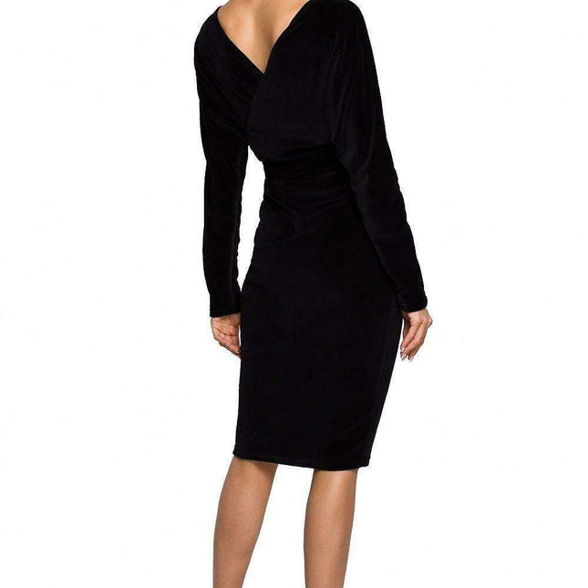 Chic Velour Midi Dress - Très Elite