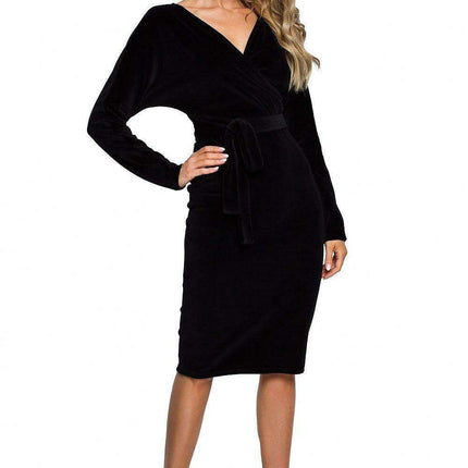 Chic Velour Midi Dress - Très Elite