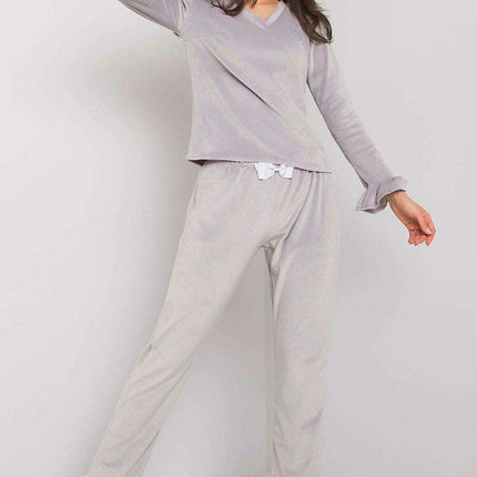 Chic Velour Pajama Ensemble Elegant Sleepwear Rue Paris - Très Elite