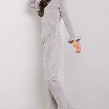 Chic Velour Pajama Ensemble Elegant Sleepwear Rue Paris - Très Elite