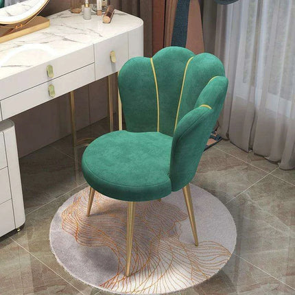Chic Velvet Folding Stool: Stylish and Versatile Seating for Modern Homes..