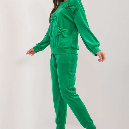 Chic Velvet Loungewear Set For Women Plush Velour Comfort - Très Elite