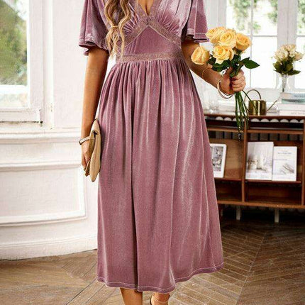 Chic Velvet V-Neck Dress with Short Sleeves: A Touch of Elegance - Très Elite
