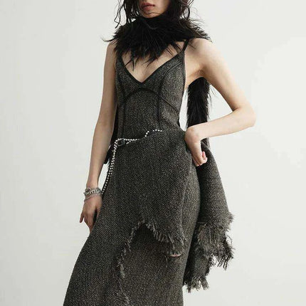 Chic Vintage Sleeveless V-Neck Dress with Unique Tassels and Burr Hem - Women's Wool Blend Autumn/Winter Fashion - Très Elite