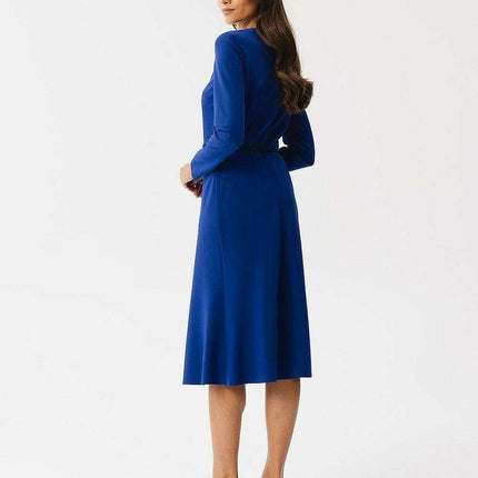 Chic Waist-Defined Midi Dress - Très Elite