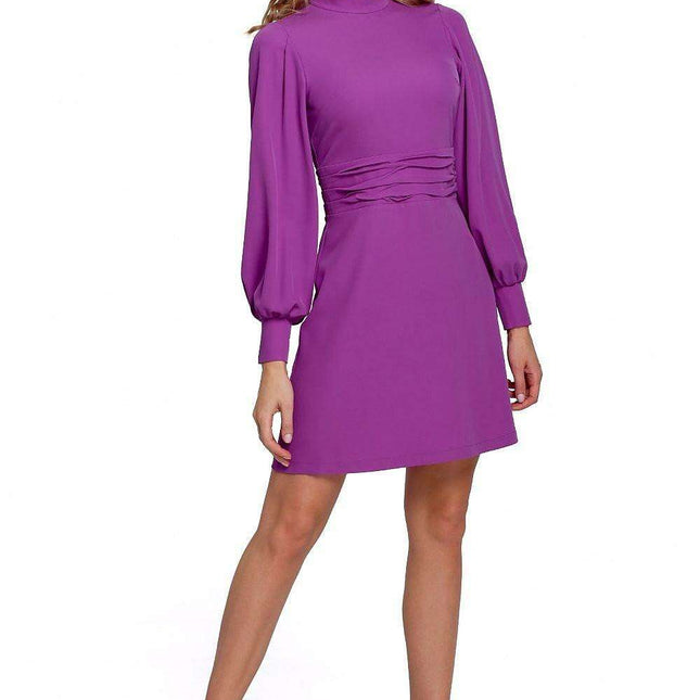 Chic Waist-Enhancing Day Dress