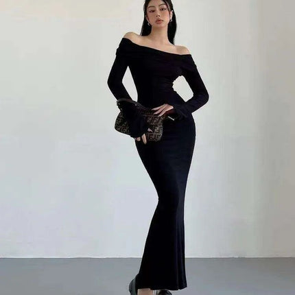 Chic Winter Elegance: Off-Shoulder Korean Maxi Dress in Black - Très Elite