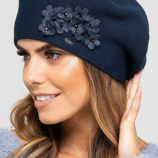 Chic Winter Wool Beret with Floral Accents - Très Elite
