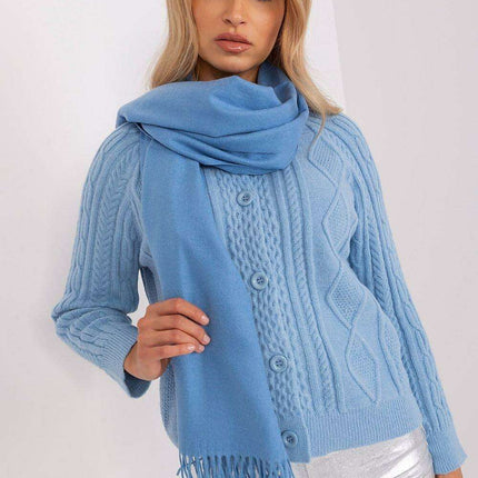 Chic Winter Wrap with Tassel Accents - Luxurious 100% Polyester, 196 cm Long - Très Elite