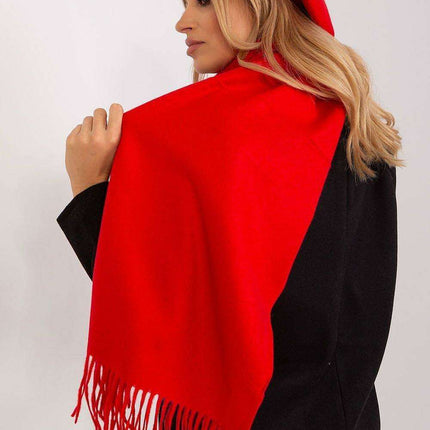 Chic Winter Wrap with Tassel Accents - Luxurious 100% Polyester, 196 cm Long - Très Elite
