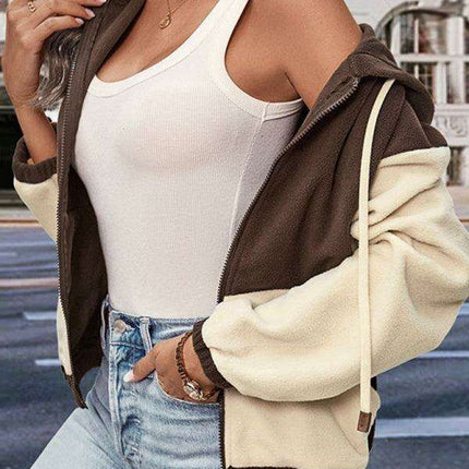 Chic Women's Fleece Zip Jacket for Stylish Cold Weather Wear - Très Elite
