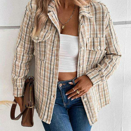 Chic Women's Plaid Shirt Jacket for Effortless Seasonal Fashion - Très Elite