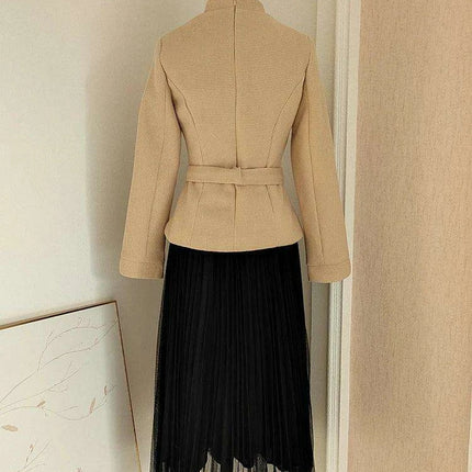 Chic Women's Tweed Suit with Belt: Elegant Stand Collar Jacket & Flared Skirt for Fall 2024 - Très Elite