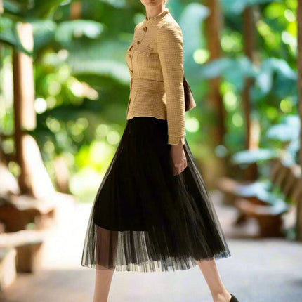 Chic Women's Tweed Suit with Belt: Elegant Stand Collar Jacket & Flared Skirt for Fall 2024 - Très Elite