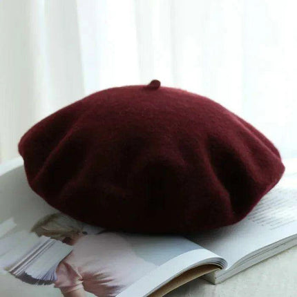 Chic Wool Beret for Women - Timeless Style Meets Cozy Comfort - Très Elite