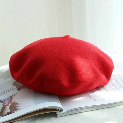 Chic Wool Beret for Women - Timeless Style Meets Cozy Comfort - Très Elite