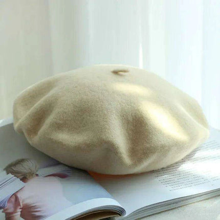 Chic Wool Beret for Women - Timeless Style Meets Cozy Comfort - Très Elite