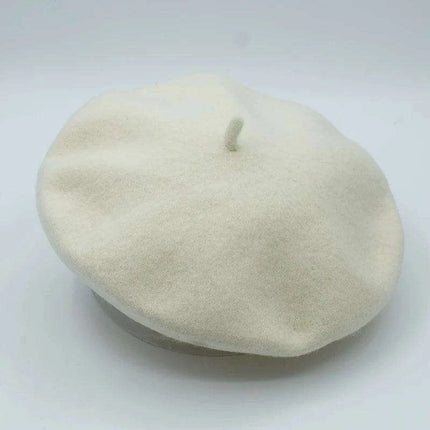 Chic Wool Beret for Women - Timeless Style Meets Cozy Comfort - Très Elite