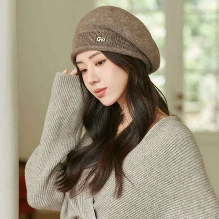 Chic Wool Berets for Women - Trendy Winter Fashion Accessory - Très Elite
