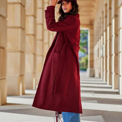 Chic Wool Coat with Waist-Defining Belt - Très Elite