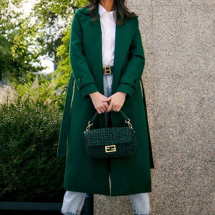 Chic Wool Coat with Waist-Defining Belt - Très Elite