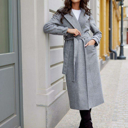 Chic Wool Coat with Waist-Defining Belt