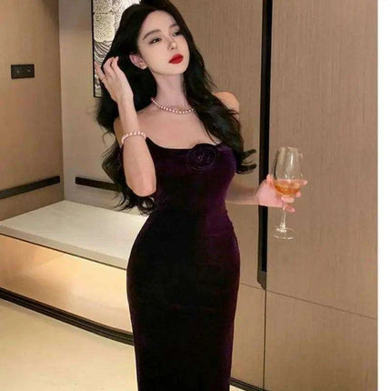 Chic Y2K Inspired Spaghetti Strap Midi Dress for Women - Ideal for Summer Evenings - Très Elite