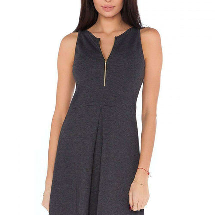 Chic Zippered Knit Dress for Everyday Elegance - Très Elite