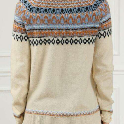 Chic and Cozy Geometric Knit Pullover for Effortless Style - Très Elite